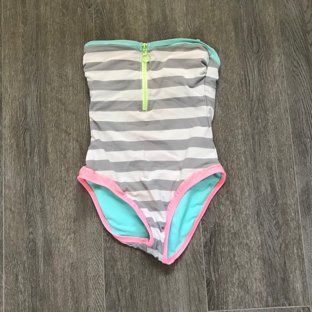 Arizona jean co. one piece strapless swimsuit